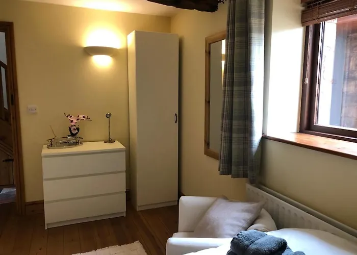 بيت للعطل Old Well Barn Conversion *